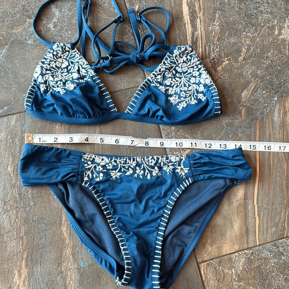 Lucky Brand Junior's Stitch in Time Triangle Bikini Top